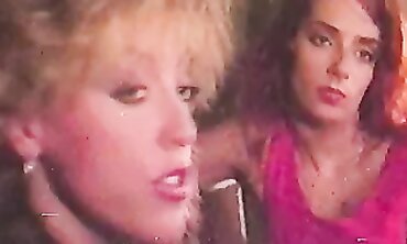 Princess Rocks: Bisexual Goddess Anal & Blowjob