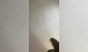 Ebony Amateur with Fresh Vibrator