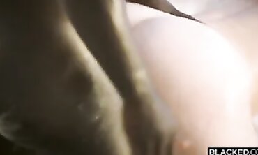 Jia Lissa Gets Hardcore Sex on the Beach with Freddy Gong