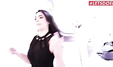Valentina Nappi Gets Drilled Hard By BBCs