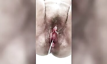 Close-Up View of a Mature Milf Cunt