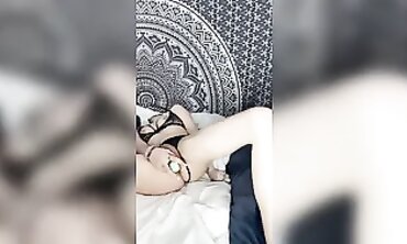 Calm MILF Achieves Solo Orgasm With Vibrator
