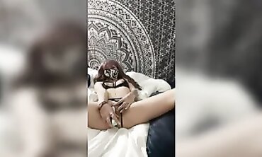 Calm MILF Achieves Solo Orgasm With Vibrator