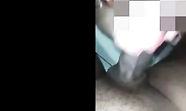 Amateur Girlfriend Gives Deep Throat Blowjob and Handjob