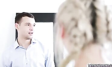 Petite Asian Blonde Sofia Su Pays Johnny Back