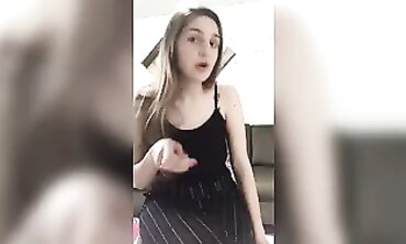 VACATION FALA SOBRE TER PEITO GRANDE