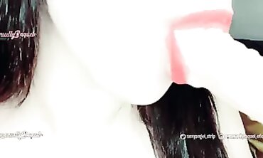 Beauty: Hot Hispanic Dark-Haired Cutie Delivers Ultimate JOI