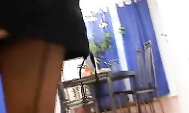 Reife Mama Bläst Den Blowjob An