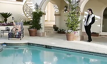 Jenna Jameson Takes a Blowjob and Gets Fucked Outside in 4K