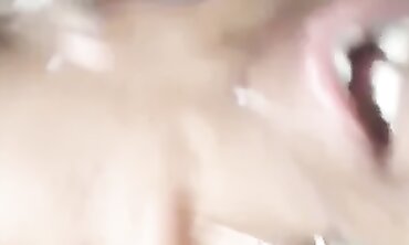 Ebony Trio Delivers Dirty Facials