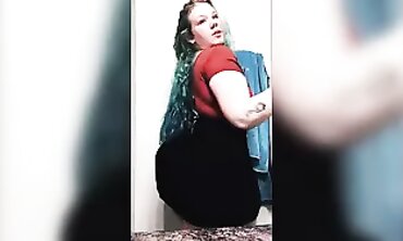 Rainbow Pear: Phat Ass White Girl With Huge Arse 13