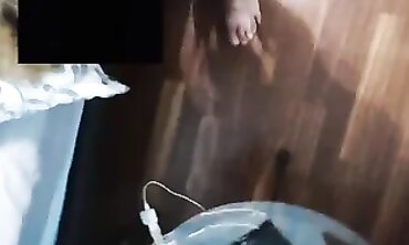 Lei mi lecca cazzo, palle e culetto
