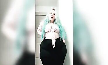 Rainbow Pear: Phat Ass White Girl With Immense Culo 14