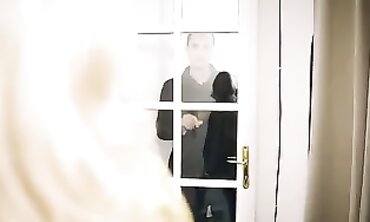 Tourist Isabelle Deltore Gets Anal Creampie From Stranger