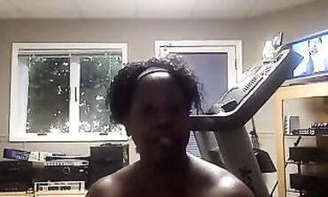 Stunning Black Goddess With Big Ass On Treadmill