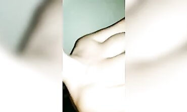 Italian Milf with Big Tits Gives Deep Throat Blowjob