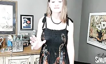 Cougar MILF TinySpinnerMILF Teaches You How to Jerk Off