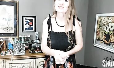 Cougar MILF TinySpinnerMILF Teaches You How to Jerk Off