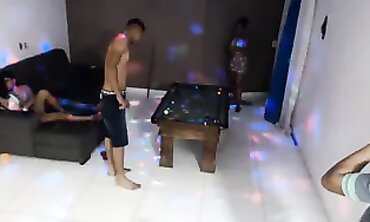 Festa na Cobertura com Suruba e Orgia