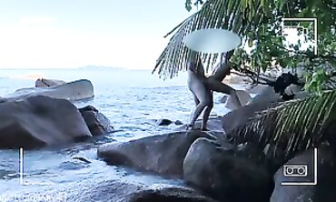 Voyeur Spy Cam: Naked Lovers Making Love on the Beach