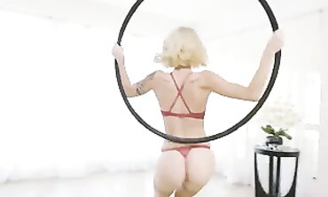 Arya Fae and Toni Ribas: Flexible Blonde Anal Action