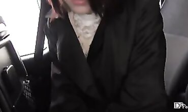 相原さつき 可憐な熟女に中出し