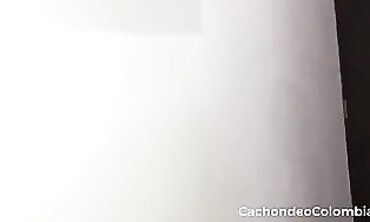 Latina Brunette With Big Ass Calls Technician To Fix TV