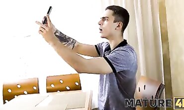 Aged Mature Mom Gets Dicked by Her Stepson