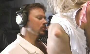 Yummy Heather Gables Gets Laid Before The Facial Cumshot