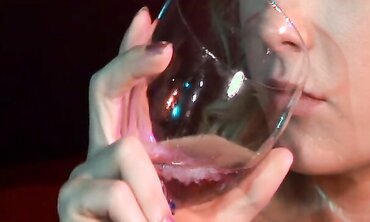 Allie Sin And Hillary Scott Have Dementia