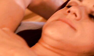 eighteen Yr Elderly Nadia Styles Gets Her Gash Screwed