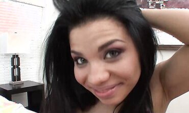 Bootylicious Latina Gets A Ample Sticky Internal Ejaculation Deep Inwards Her Gash two