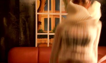 Cent Flame Displays Off Her Figure On The Crimson Cushions