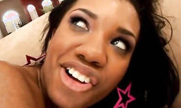 Sydnee Capri Is The Starlet Of A Dual Intrusion 3 Way With 2 Folks