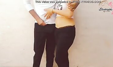 Homemade Indian Mature Girlfriend Fucked at Mansion