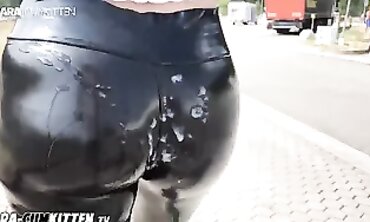 Lara Cumkitten Gets a Road Trip Handjob on the A1