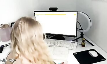 Glamour college girl Does Anything to Earn a Reward