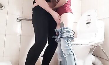 Urgent Lesbian Quickie With Fingering