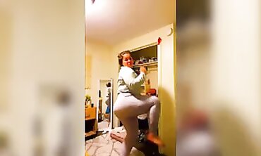 RUDEGIRL: Phat Ass White Girl 04