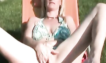 Dirty Tina: Kinky German Threesome POV