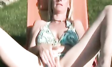 Dirty Tina: Kinky German Threesome POV