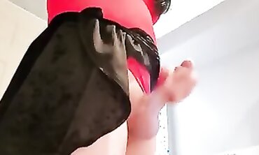 Sissy Squirts Before Vanessa Kells' Massive Cock