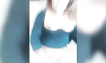 POV Brunette Makita5 Reaches Intense Climax