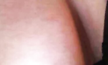 Dirty Tina: Untreue MILF Schwanger im POV