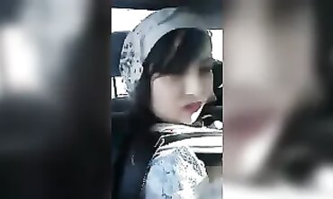 Mature Algerian Woman Gets Fingering
