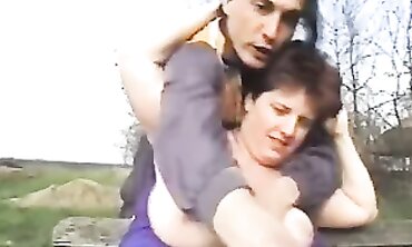 Busenwunder One: Busty Milf Blowjob, Fingering & Cunnilingus