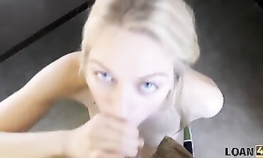 Alli Rae Flashes the Bank Manager for a Loan