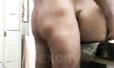 Imalathane Isyerinde Anal ve Mastürbasyon