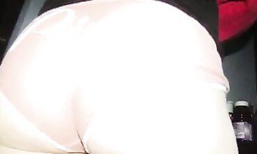 Milky's Yam-Sized Booty in TikTok Trousers