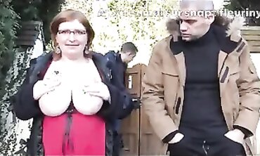 Trio avec une MILF française à gros seins